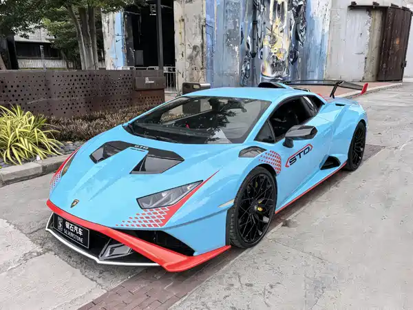 Lamborghini Huracan 2022