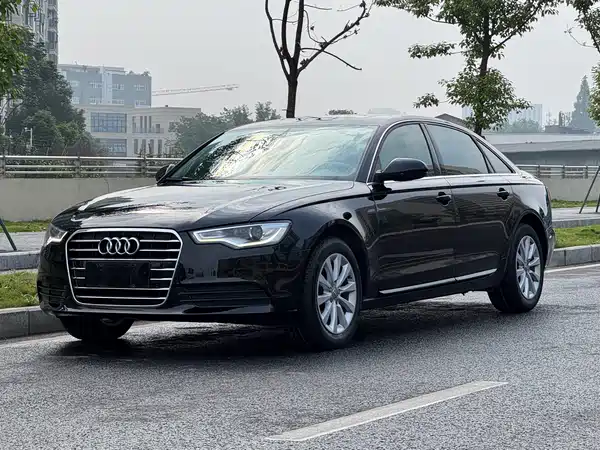 Audi A6L 2012
