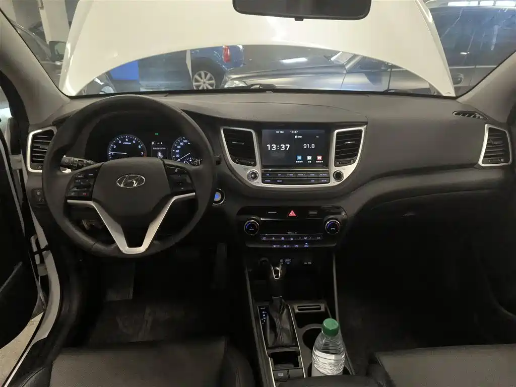 Hyundai Tucson 2018 — фото 6