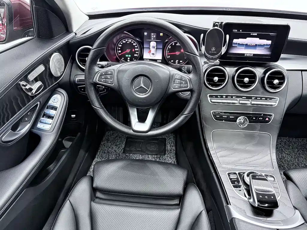 Mercedes-Benz C-Class 2018