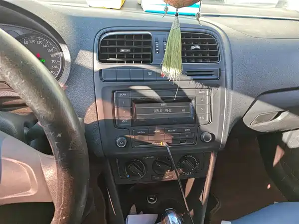 Volkswagen Polo 2016