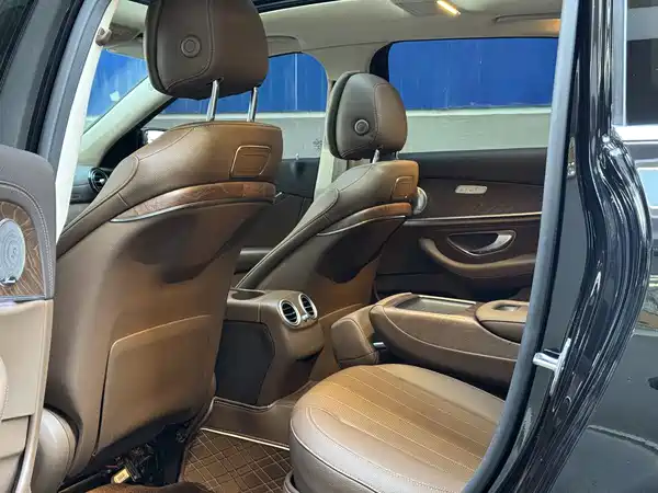 Mercedes-Benz E-Class 2018