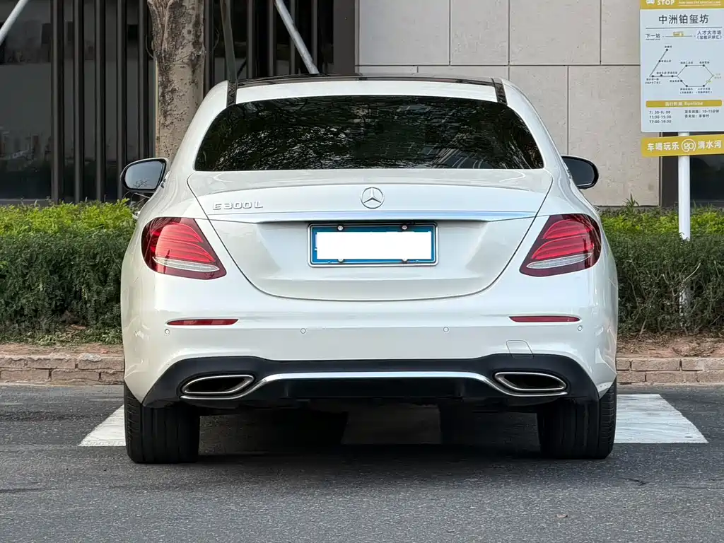 Mercedes-Benz E-Class 2016 — фото 4
