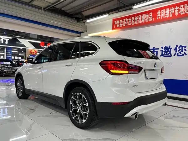 BMW X1 2021