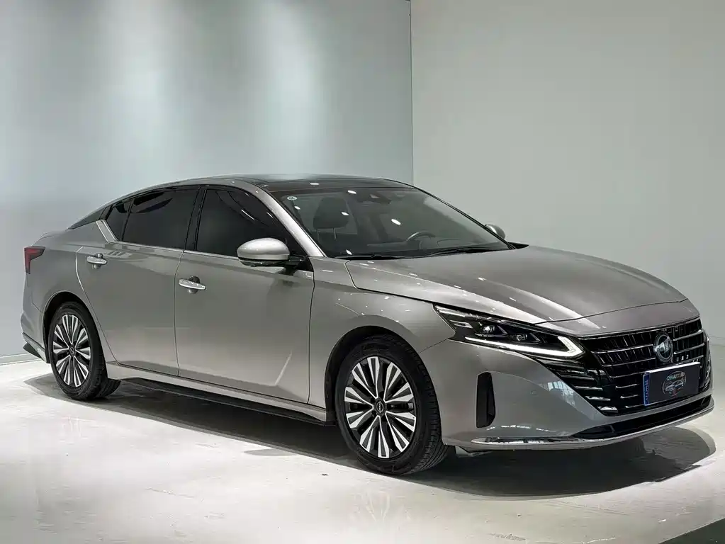 Nissan Teana 2022 — фото 3