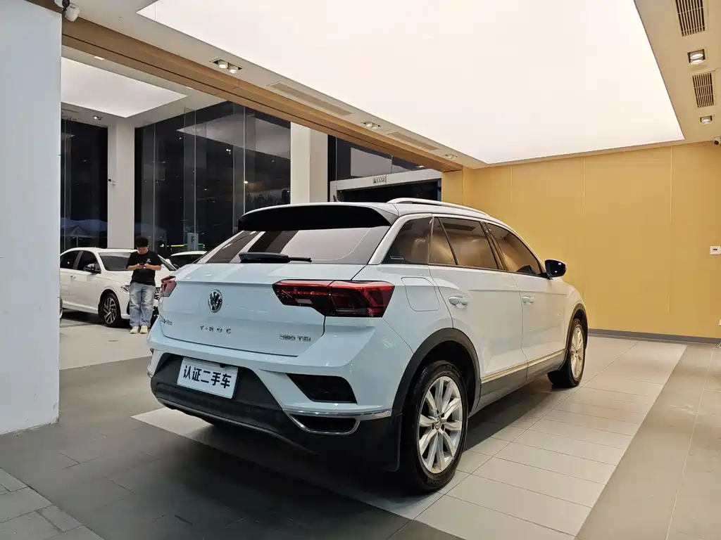 Volkswagen T-Roc 2020 — фото 30