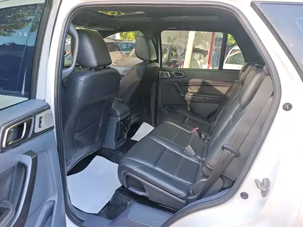 Ford Everest 2016