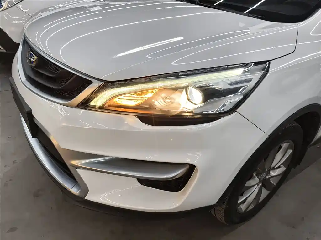 Geely Emgrand GS 2019 — фото 18