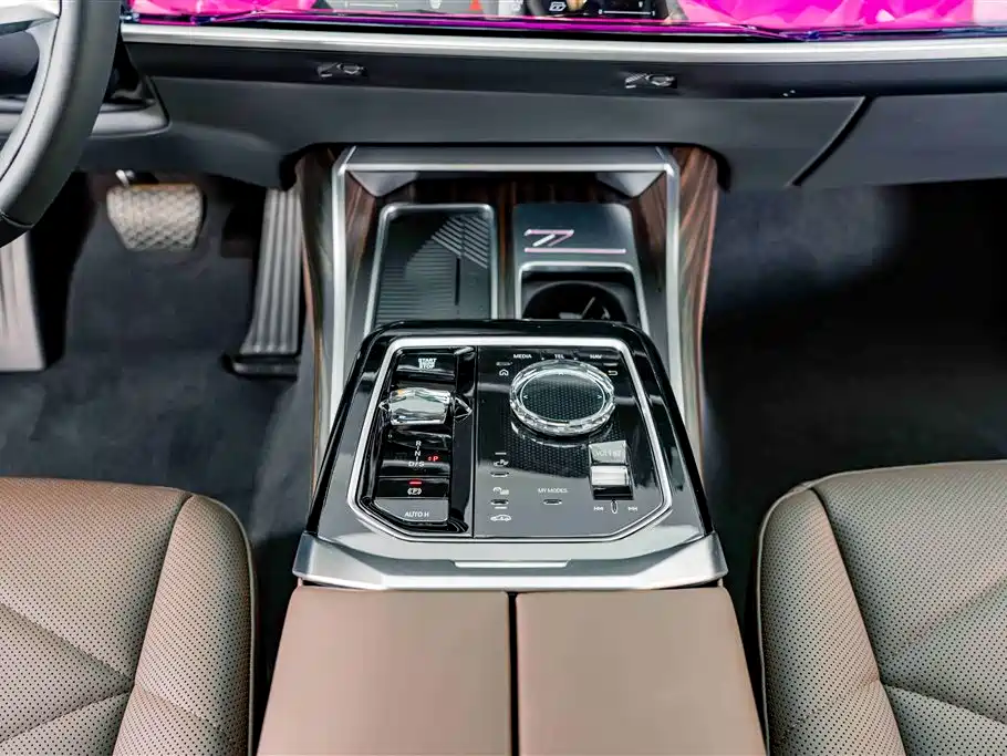 BMW 7 Series 2026 — фото 15