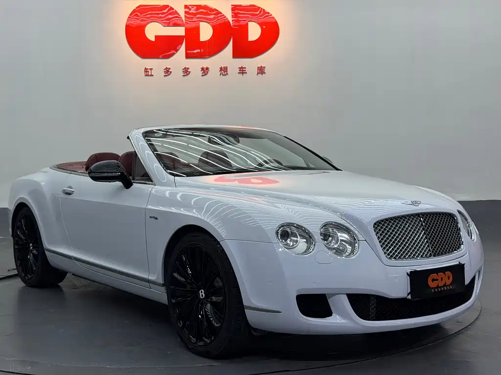 Bentley Continental 2010 — фото 12