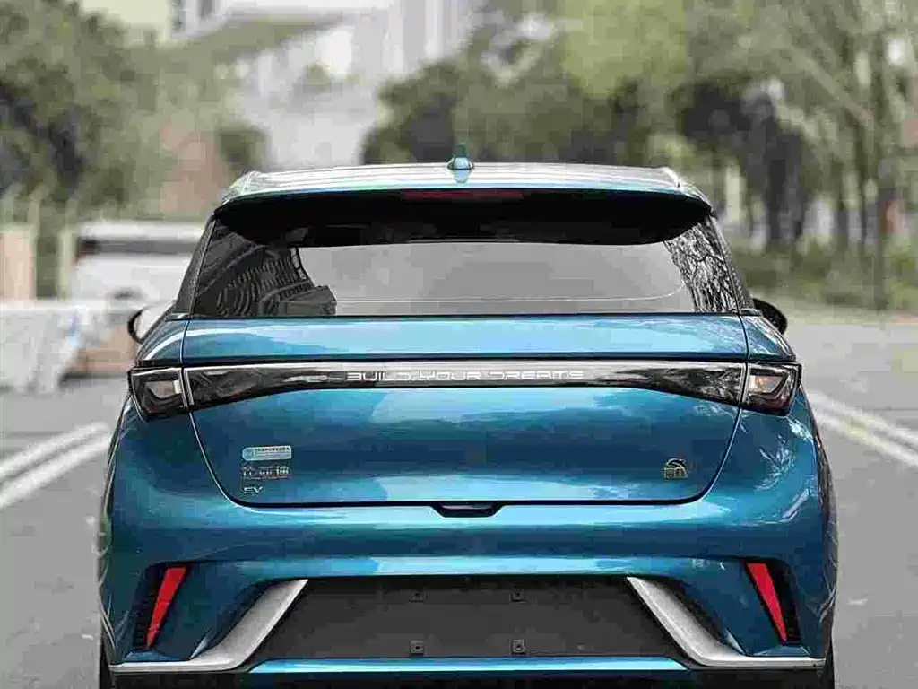 BYD Dolphin 2022 — фото 4