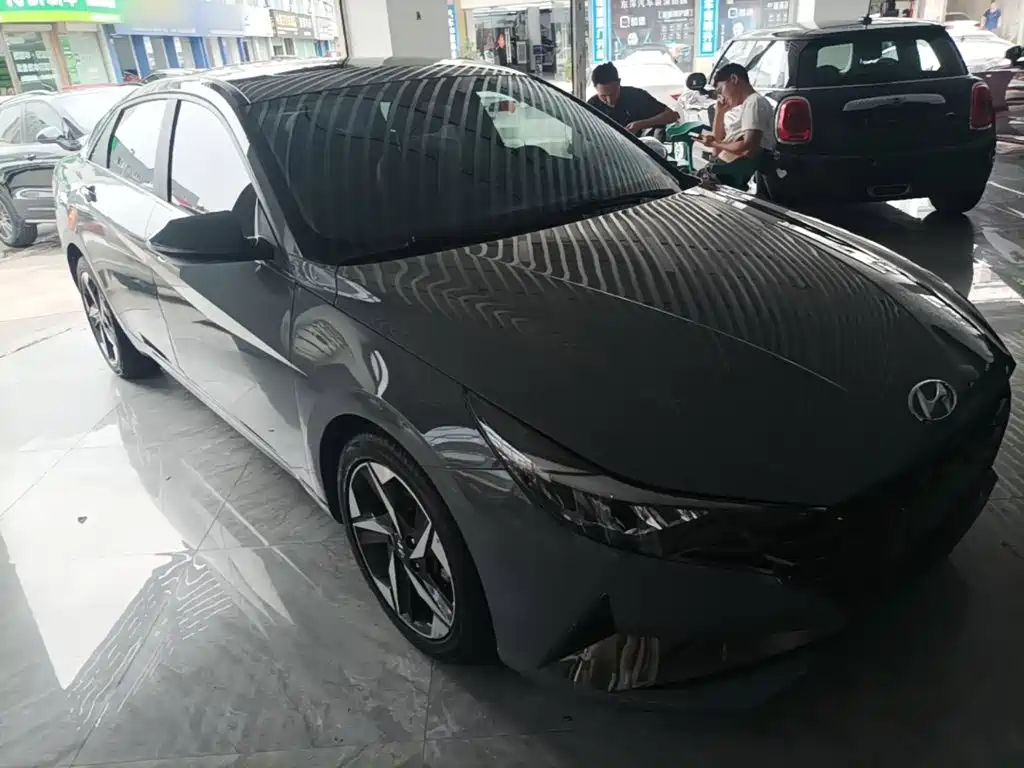 Hyundai Elantra 2020