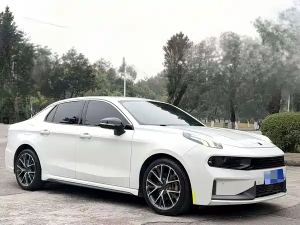Lynk & Co 03 2019