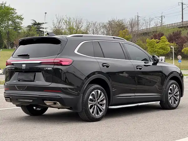 Buick Envision Plus 2024