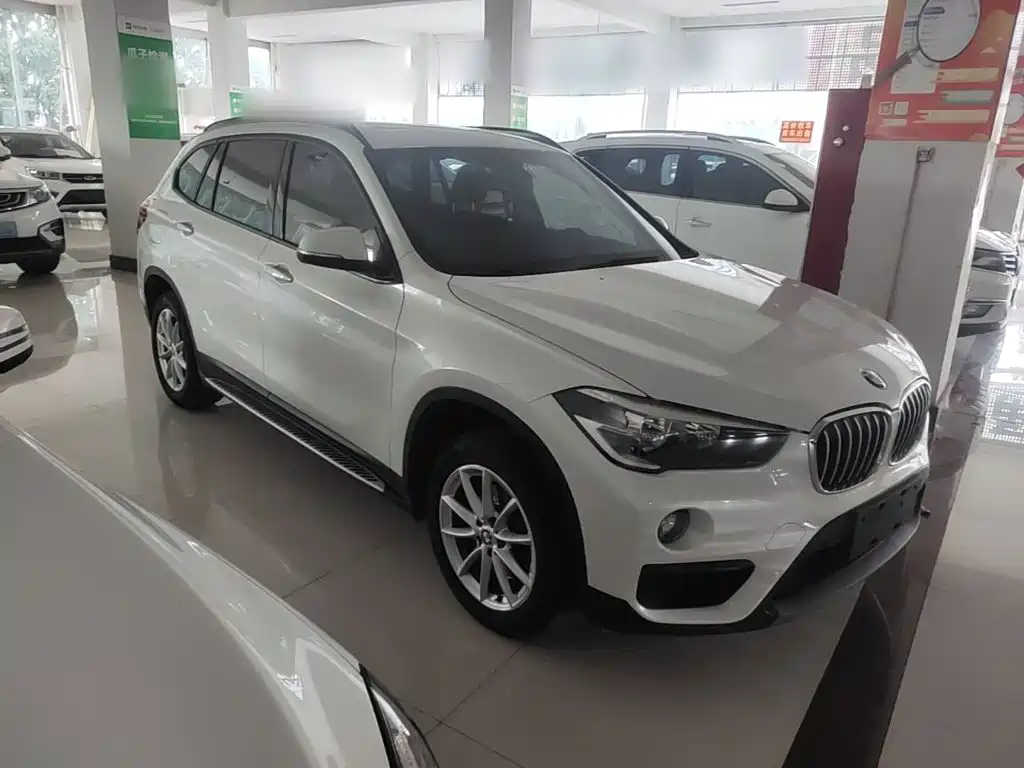 BMW X1 2018 — фото 4