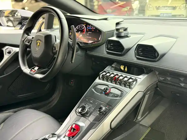 Lamborghini Huracan 2017