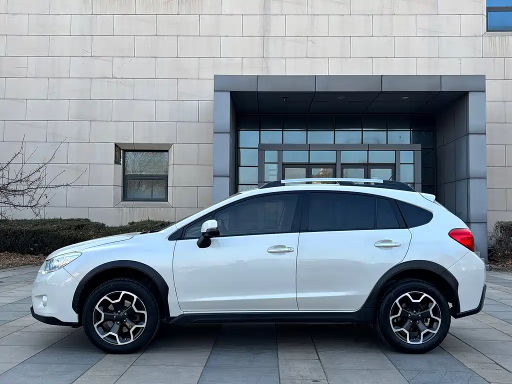 Subaru XV 2013 — фото 3