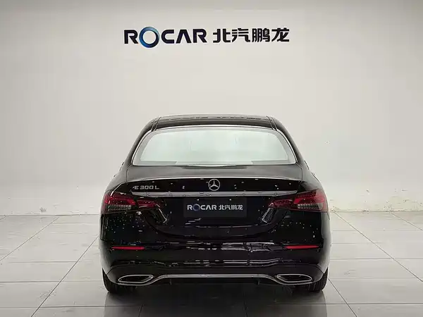 Mercedes-Benz E-Class 2023