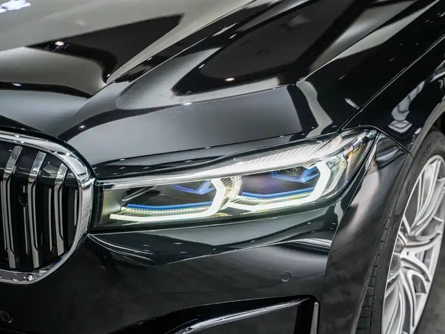 BMW 7 Series 2020 — фото 6