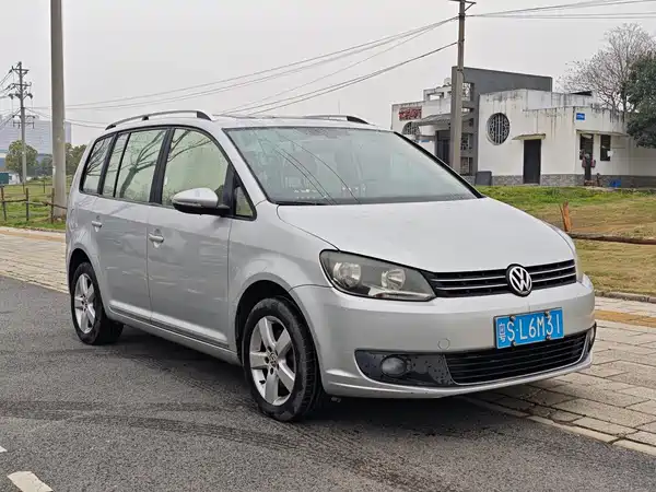 Volkswagen Touran 2013