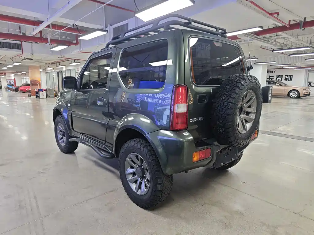 Suzuki Jimny 2018 — фото 8
