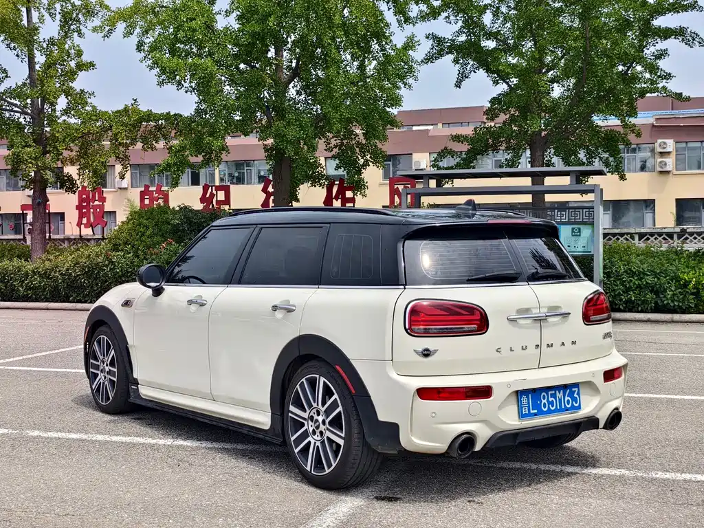 MINI Clubman 2015