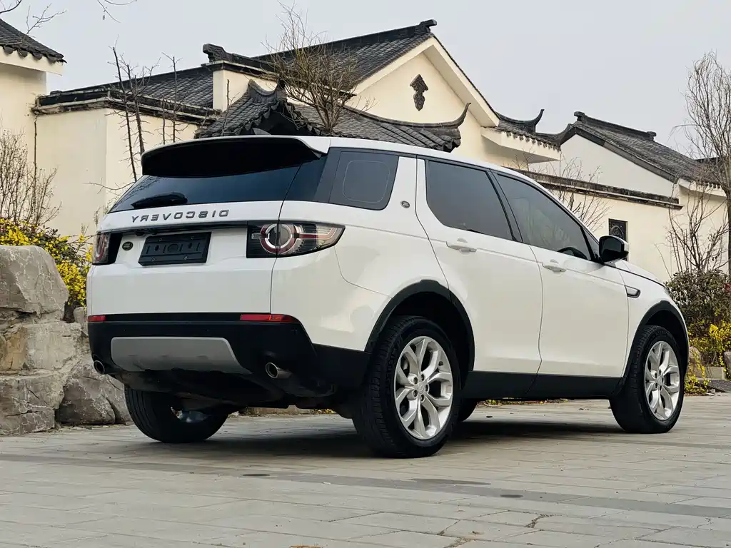Land Rover Discovery Sport 2019 — фото 6
