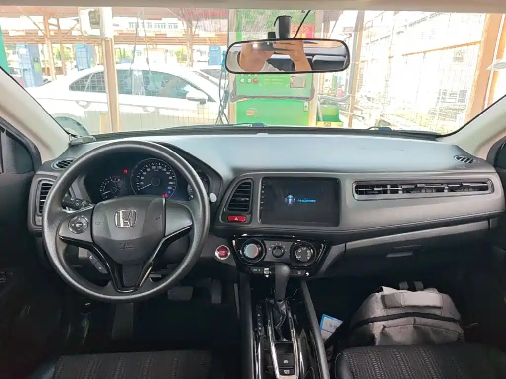 Honda Vezel 2018 — фото 10