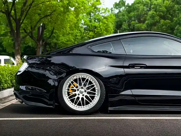 Ford Mustang 2019