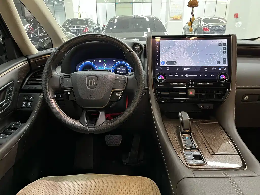 Toyota Vellfire 2025 — фото 16