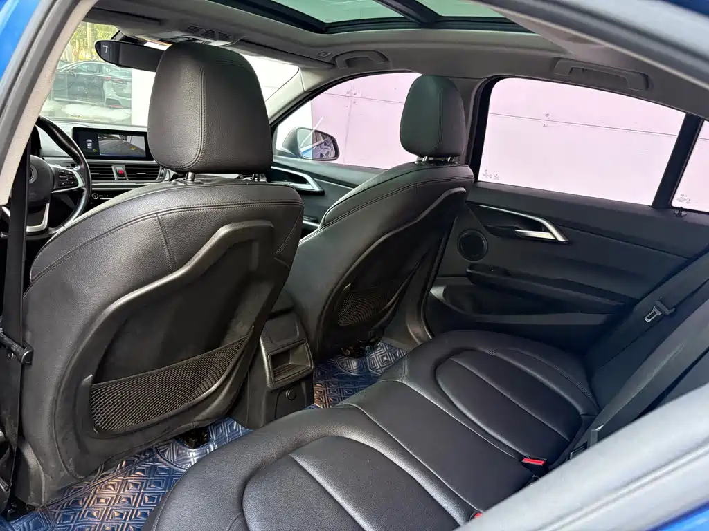 BMW 1 Series 2018