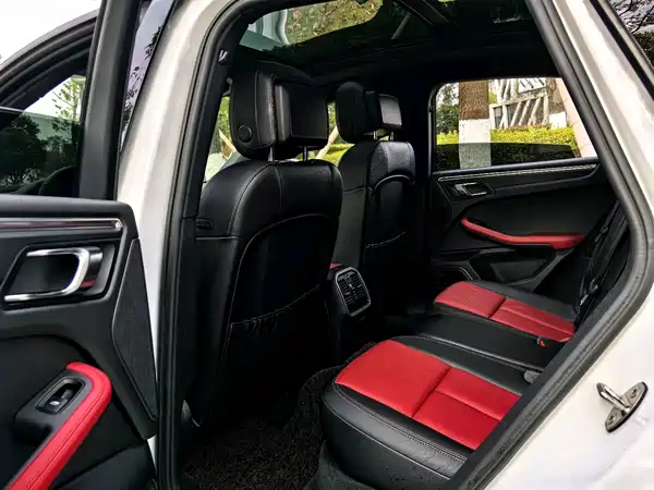 Porsche Macan 2016
