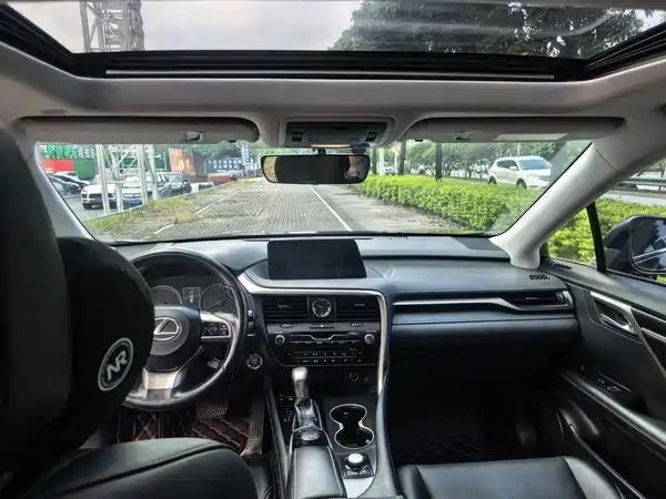 Lexus RX 2019