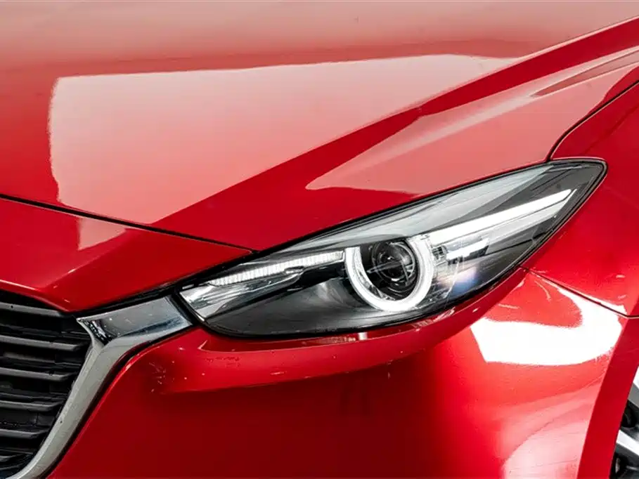 Mazda 3 Axela 2017 — фото 4