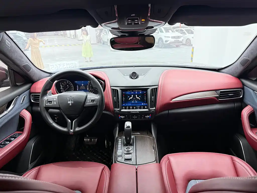Maserati Levante 2020 — фото 13