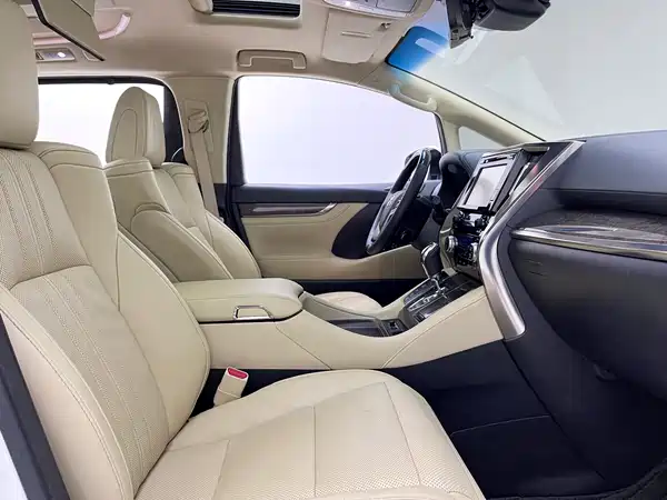 Toyota Vellfire 2020