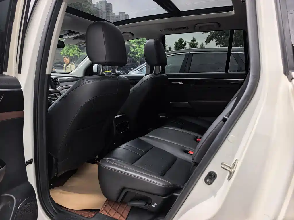 GAC Motor Trumpchi GS8 2018 — фото 13
