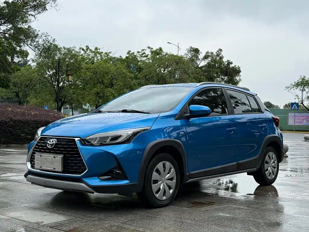 Toyota Yaris L 2020