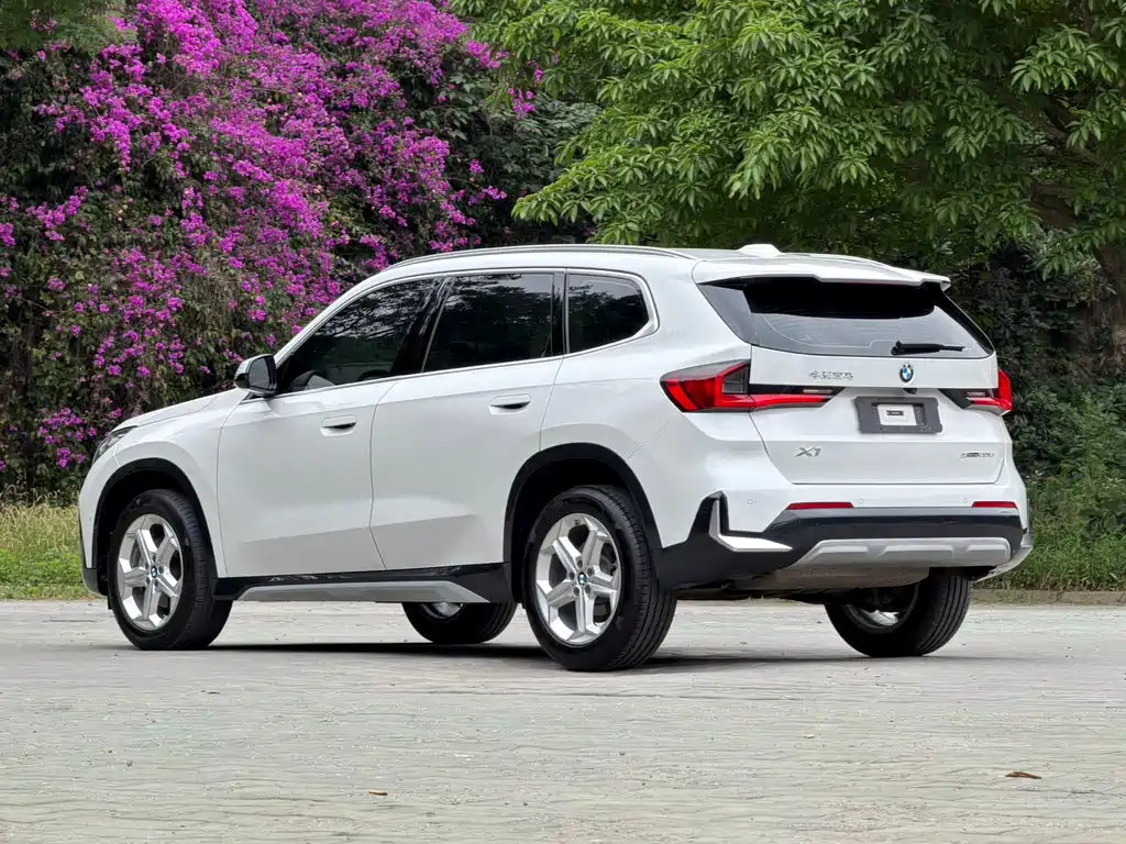 BMW X1 2023 — фото 4