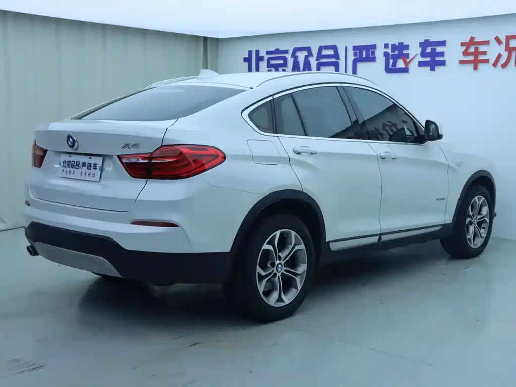 BMW X4 2015 — фото 24