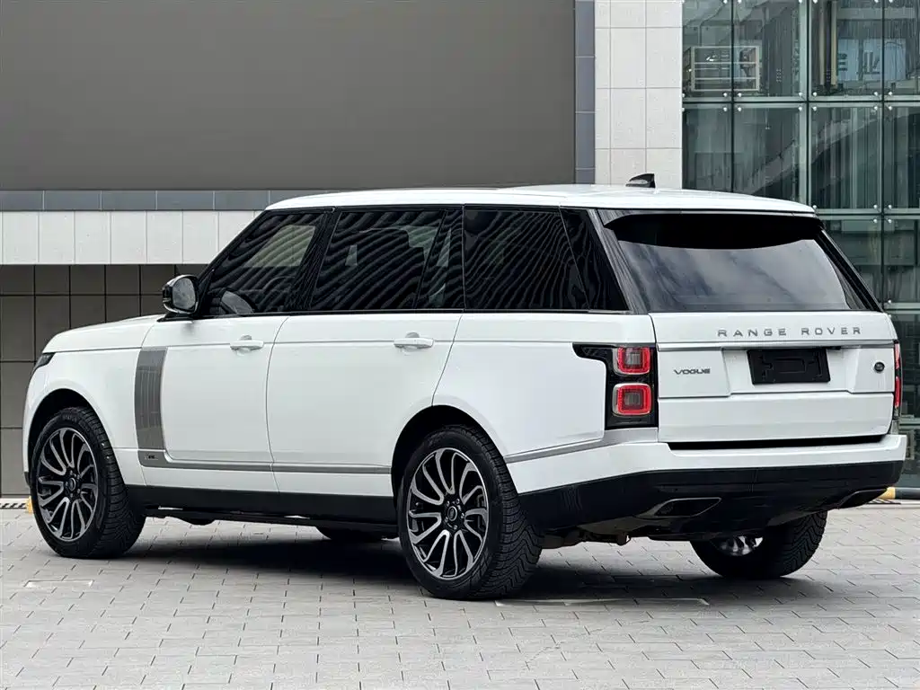 Land Rover Range Rover 2019 — фото 11
