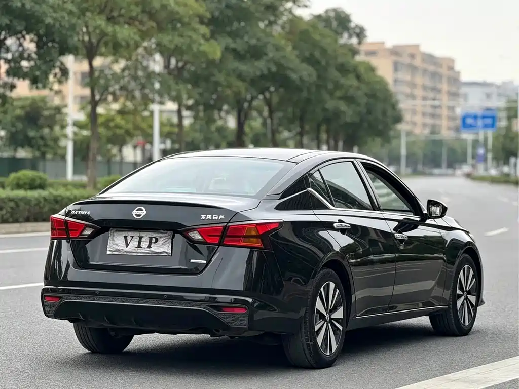 Nissan Teana 2021