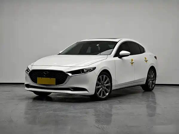 Mazda 3 Axela 2023