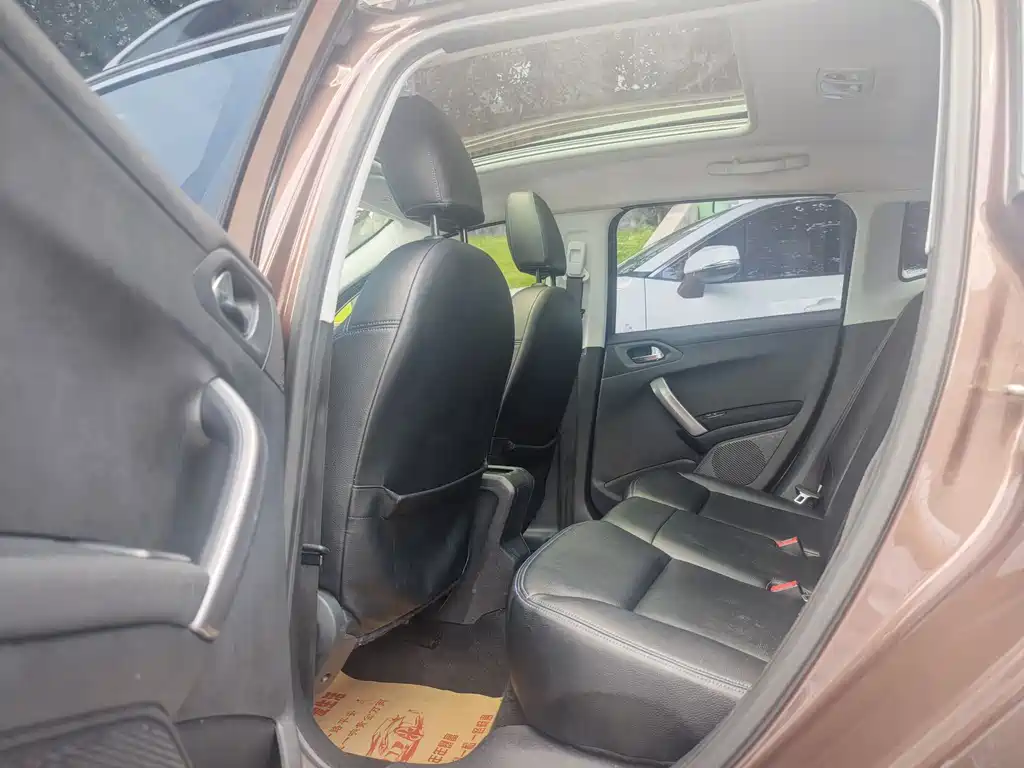 Peugeot 2008 2016