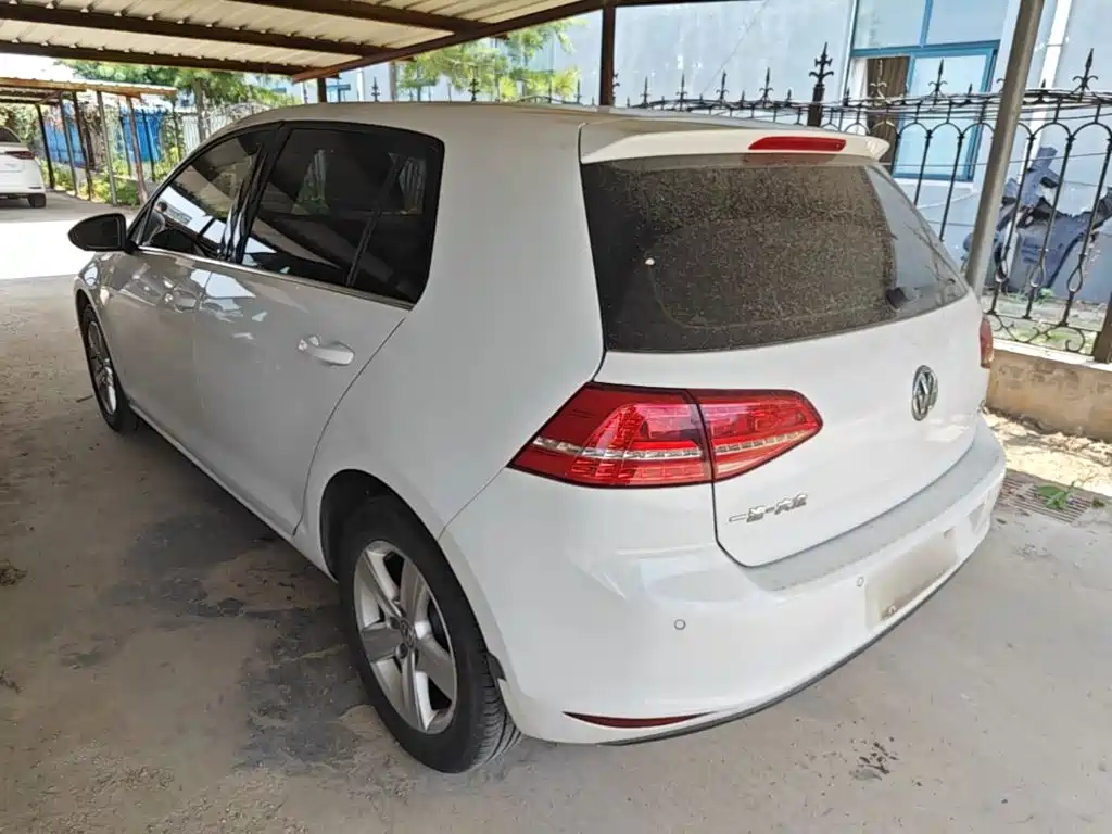 Volkswagen Golf 2015