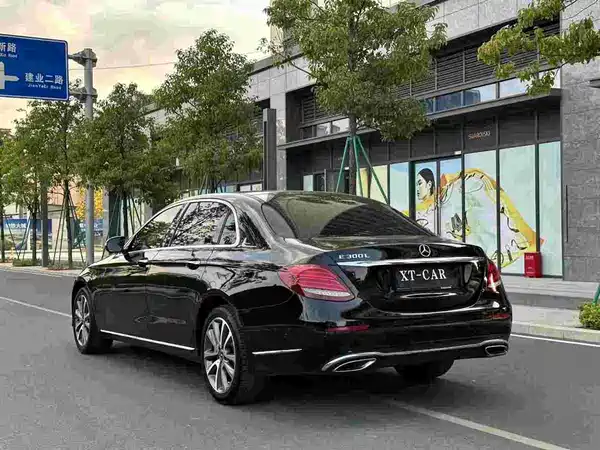 Mercedes-Benz E-Class 2019