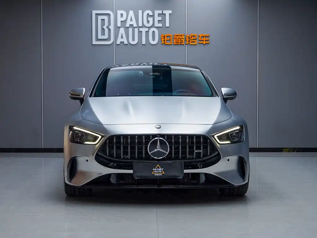Mercedes-Benz AMG GT 2025 — фото 1