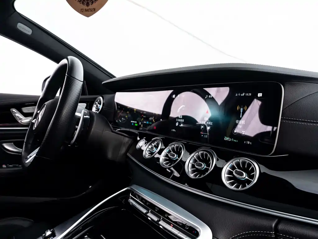 Mercedes-Benz AMG GT 2022 — фото 31