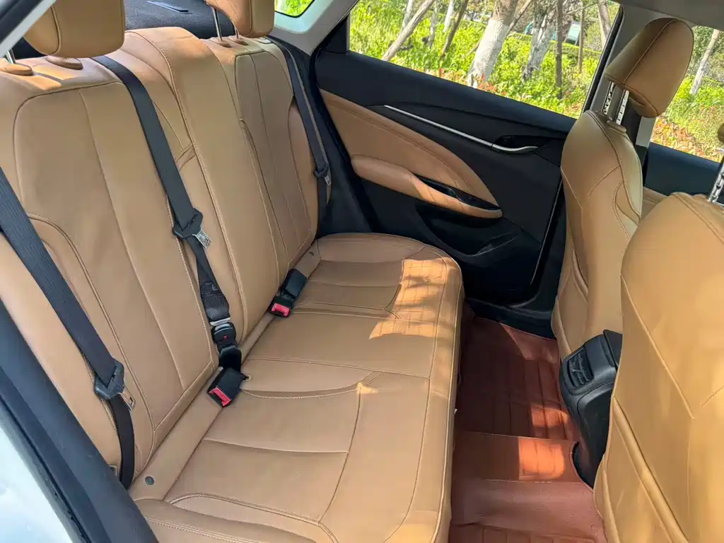 Buick Excelle 2019 — фото 20