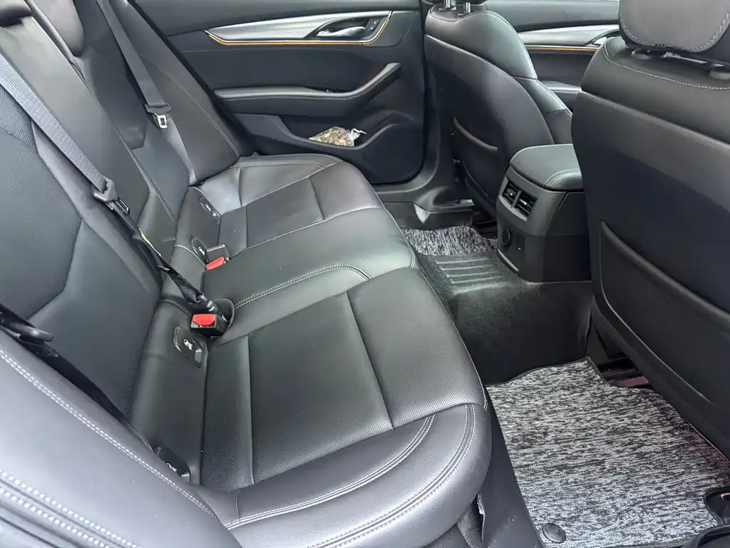 Cadillac CT5 2025 — фото 10